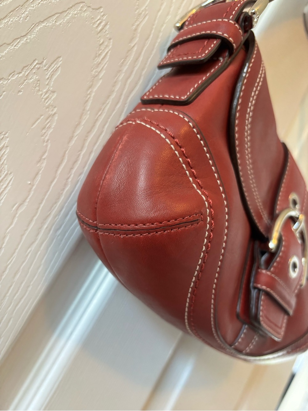 Coach Soho Signature Buckle Flap Shoulder Bag Purse Red Leather Y2K F10909 - Picture 6 of 14
